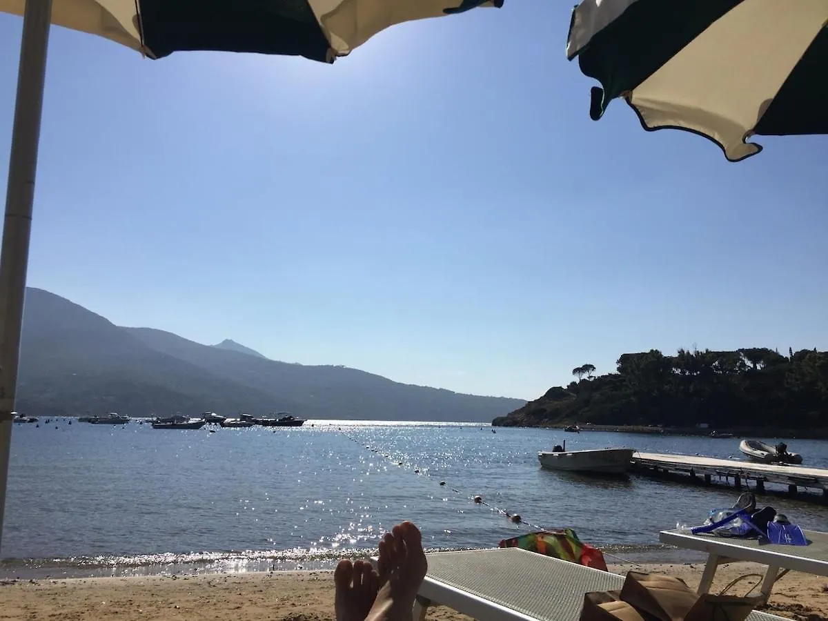 Casa Delle Rondini, Vista Mare, A Procchio!别墅