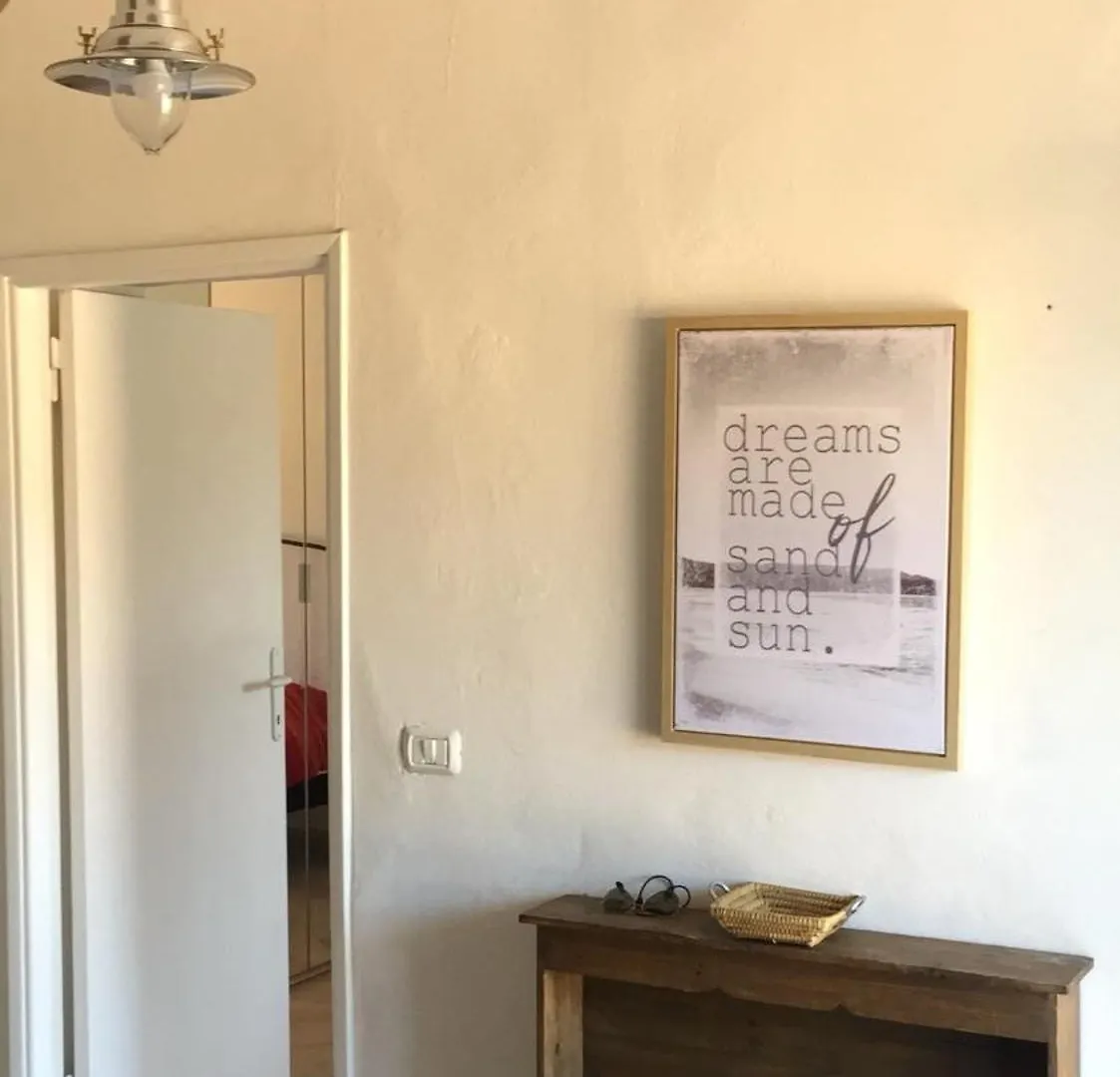 度假居 Casa Delle Rondini, Vista Mare, A Procchio!别墅